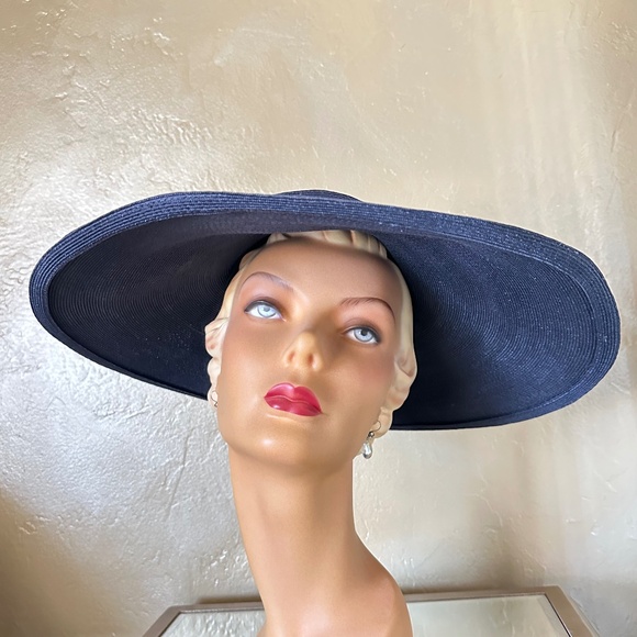 HEAVENLY 1950s\' NAVY WIDE BRIM HAT + BOWS & TAN FABRIC FLOWERS main image 5